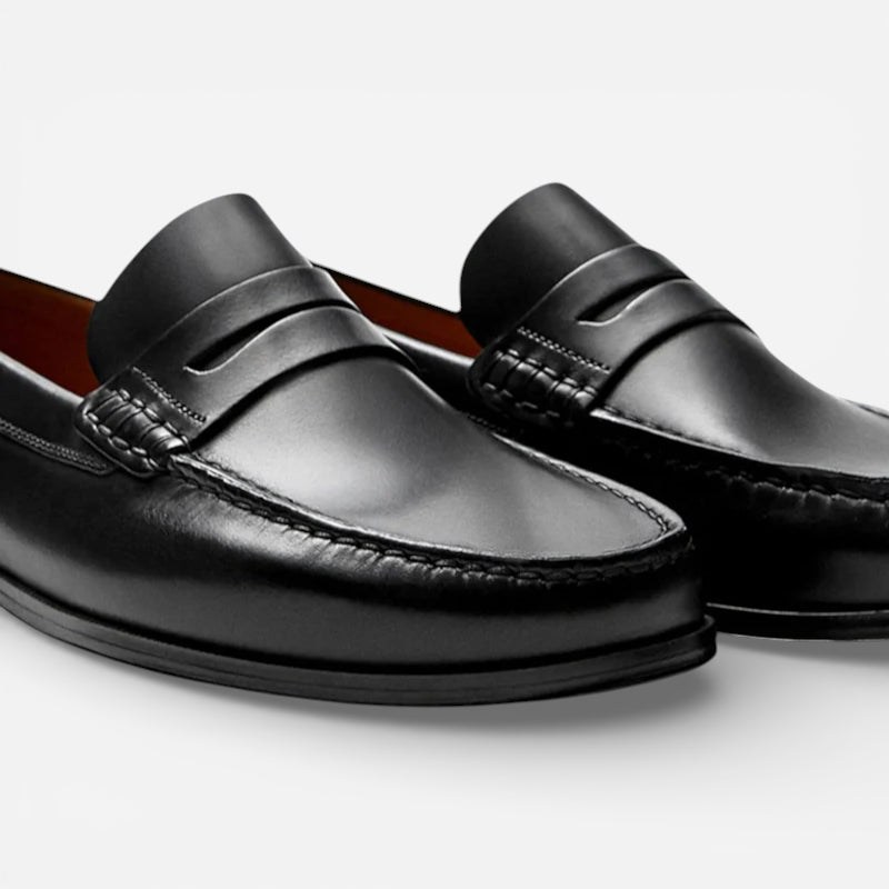 Mocassin En Cuir Noir Vernis à Talon
