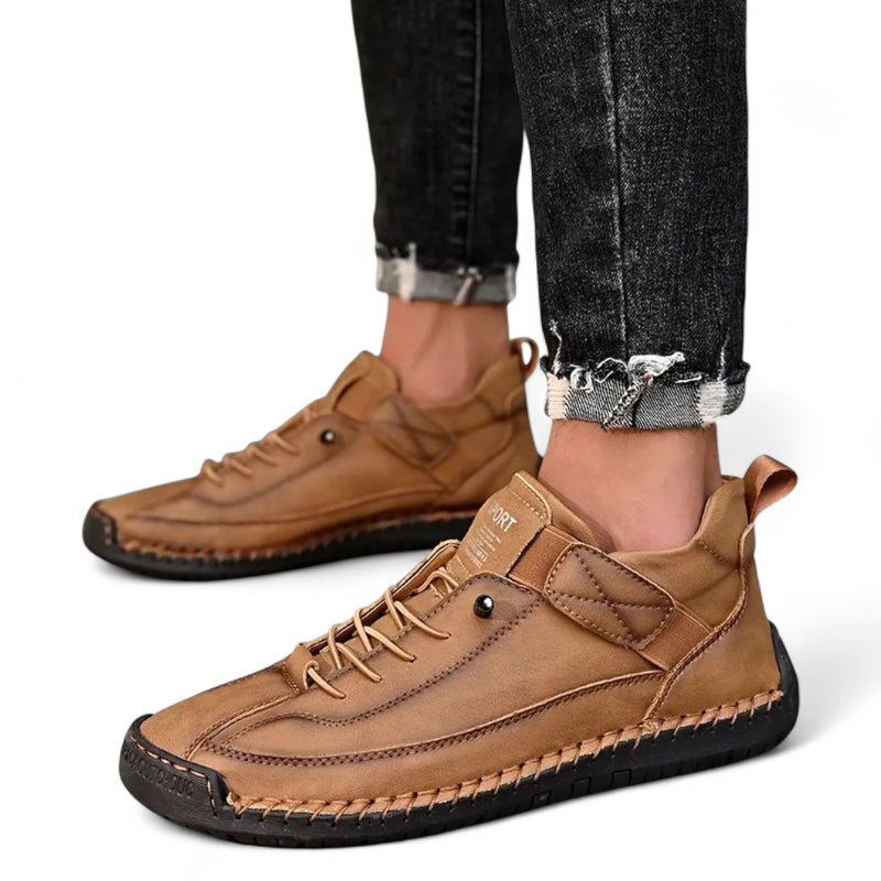 Mocassin En Cuir Marron à Lacets Avec Coutures