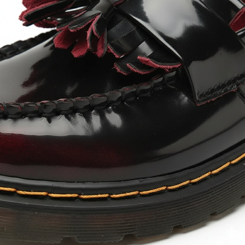 Mocassin En Cuir Vernis Noir Et Bordeaux À Glands Et Frange Femme