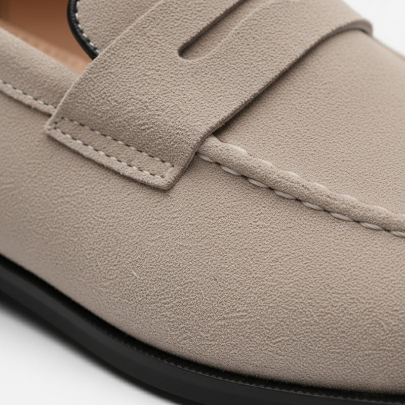 Mocassin En Daim Beige à Talon Pour Homme