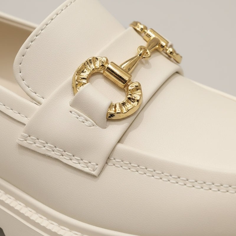 Mocassin Compensé En Cuir Blanc Et Chainette Pour Femme