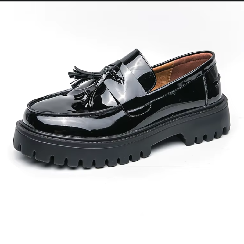 Mocassin Compensé En Cuir Vernis Noir à Gland Pour Homme