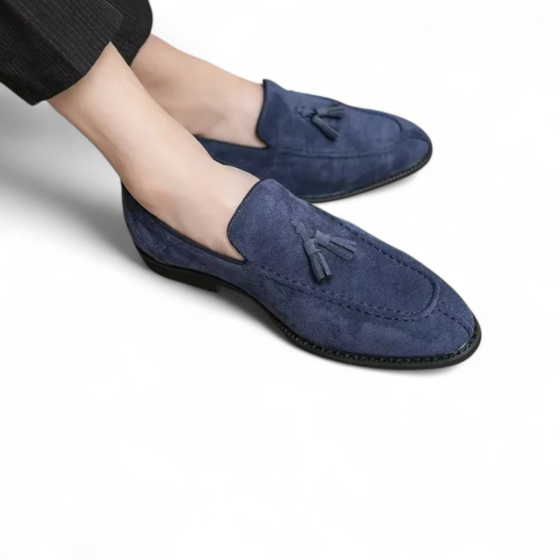 Mocassin En Daim Bleu Marine à Glands Bout Pointu Homme