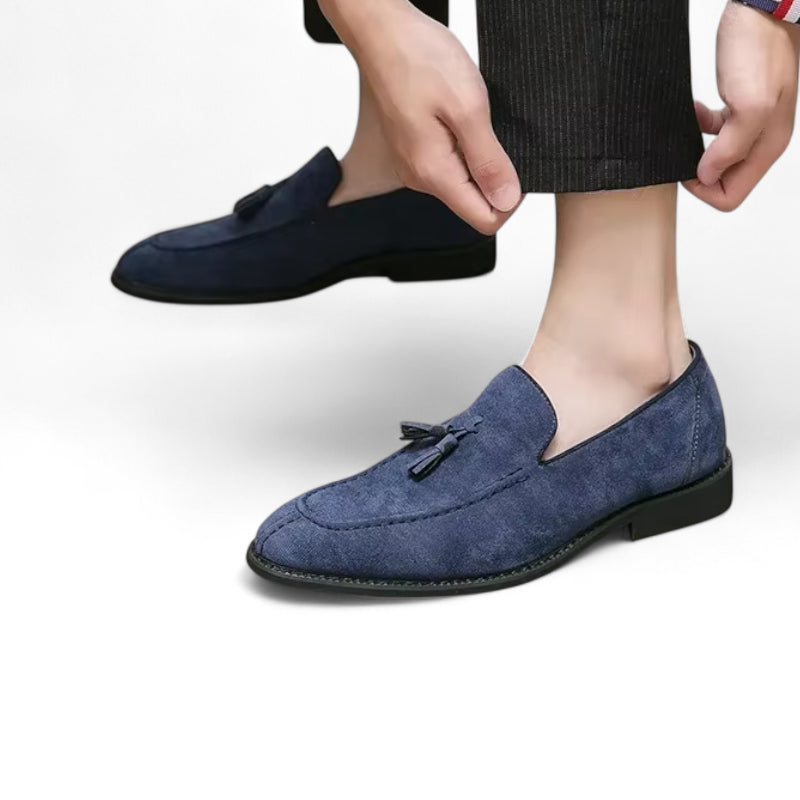 Mocassin En Daim Bleu Marine à Glands Bout Pointu Homme