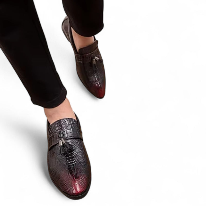 Mocassin En Cuir Vernis Noir Et Rouge à Gland Homme