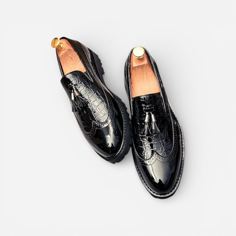 Mocassin En Cuir Noir Vernis à Motifs Compensé Pour Homme