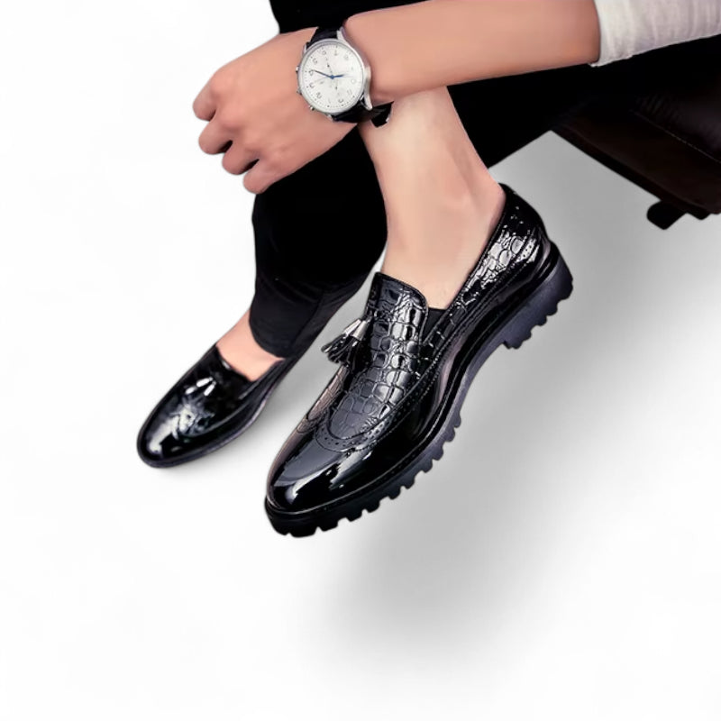 Mocassin En Cuir Noir Vernis à Motifs Compensé Pour Homme