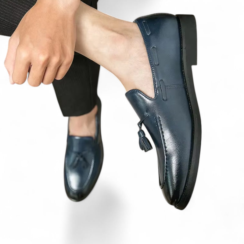 Mocassin En Cuir Marine à Gland Homme