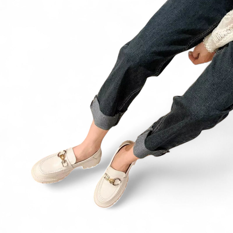 Mocassin Compensé En Cuir Blanc Et Chainette Pour Femme