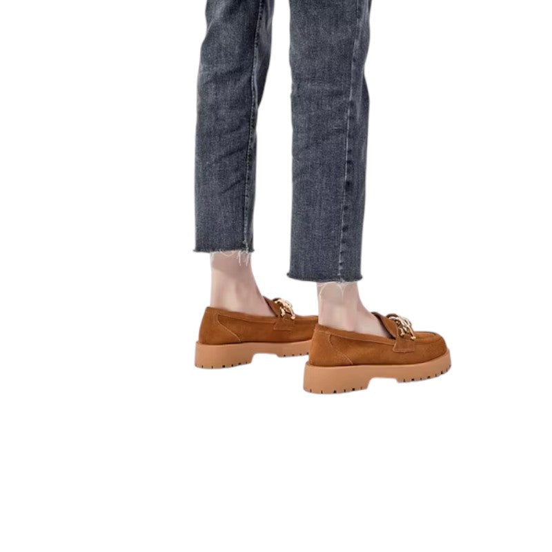 Mocassin Compensé Daim Camel Chainette Femme