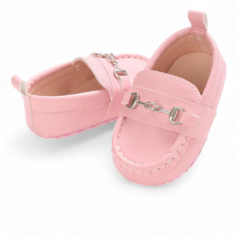Mocassin En Cuir Rose Avec Chainette Bébé