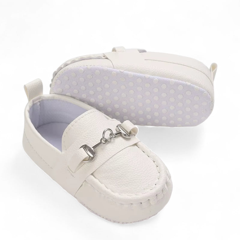 Mocassin En Cuir Blanc Avec Chainette Pour Bébé