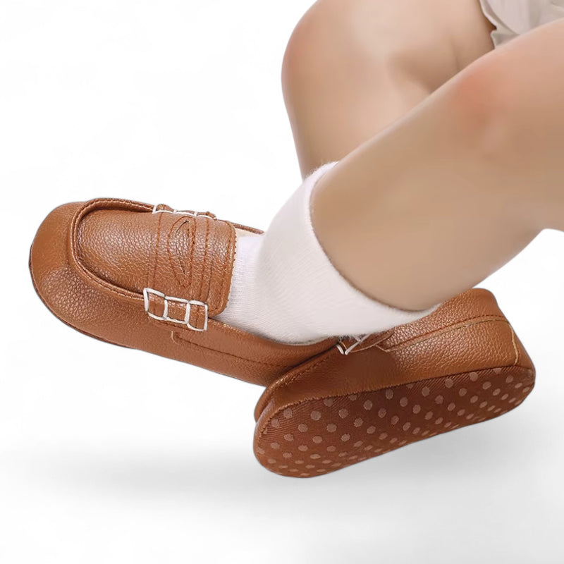 Mocassin En Cuir Marron Vernis Pour Bébé