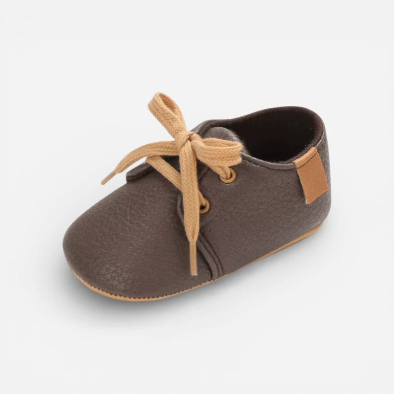 Mocassin Pour Bébé Marron Foncé à Lacet
