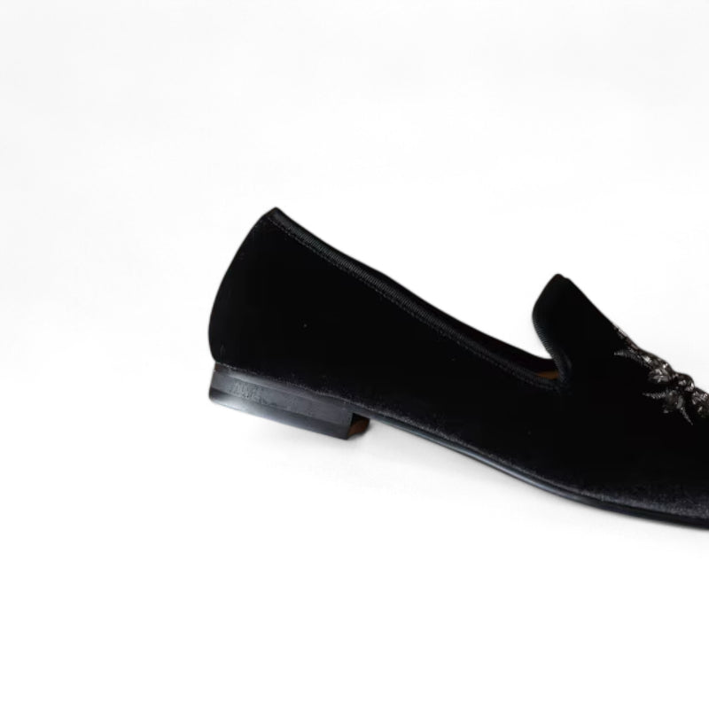 Mocassin Daim Noir Fleur Argenté Femme