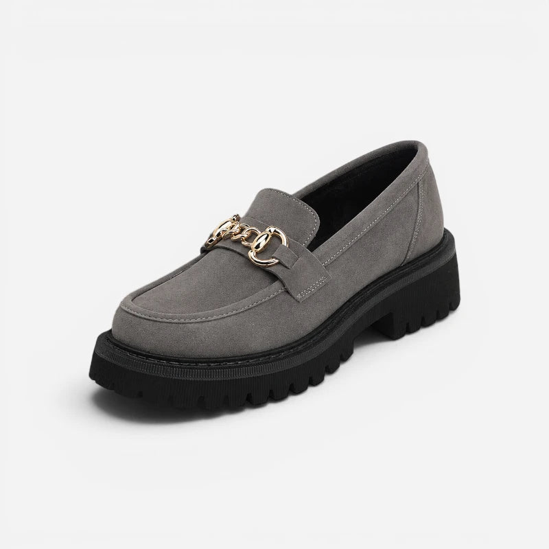 Mocassin Plateforme Compensé Gris Avec Chaine Dorée Femme