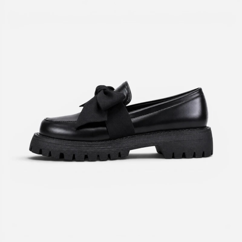 Mocassin Compensé En Cuir Noir Mate À Noeud Papillon Pour Femme