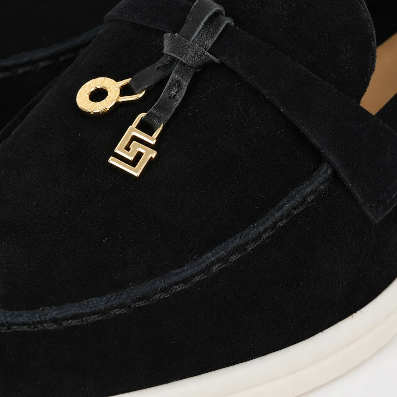 Mocassin Daim Noir Luxe Glands Dorés