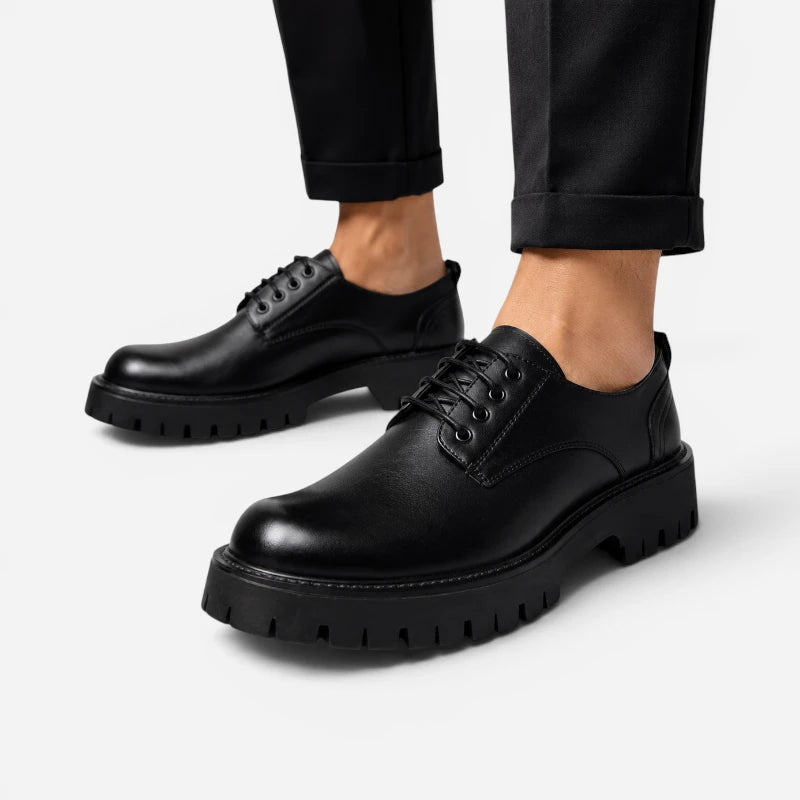 Mocassin Derby Plateforme Noir Mat À Lacets