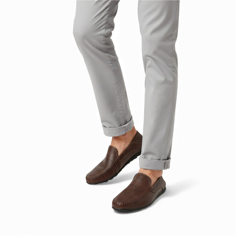 Mocassin En Cuir Marron Foncé Vernis Pour Homme