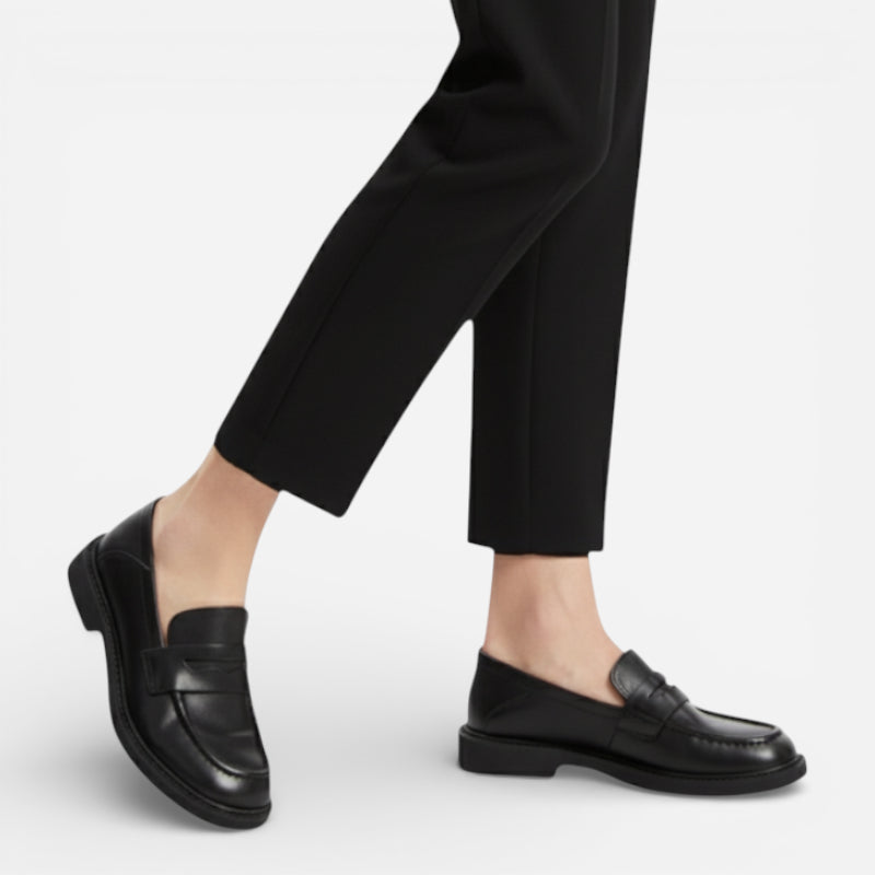 Mocassin En Cuir Vernis Noir Talon Pour Femme