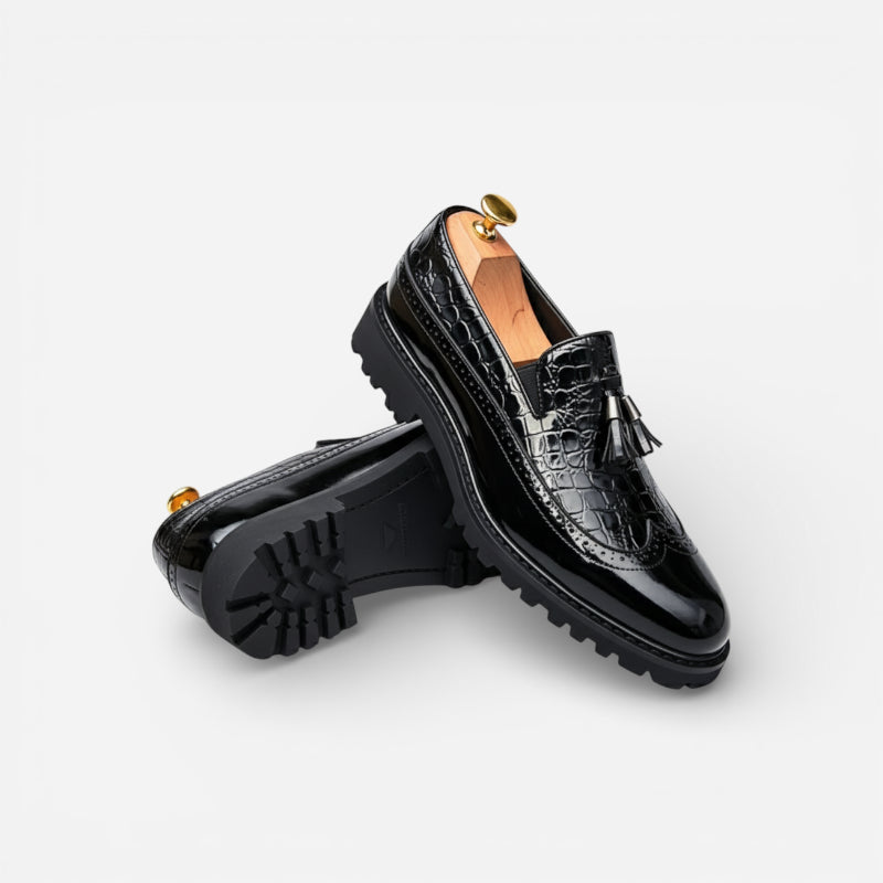 Mocassin En Cuir Noir Vernis à Motifs Compensé Pour Homme