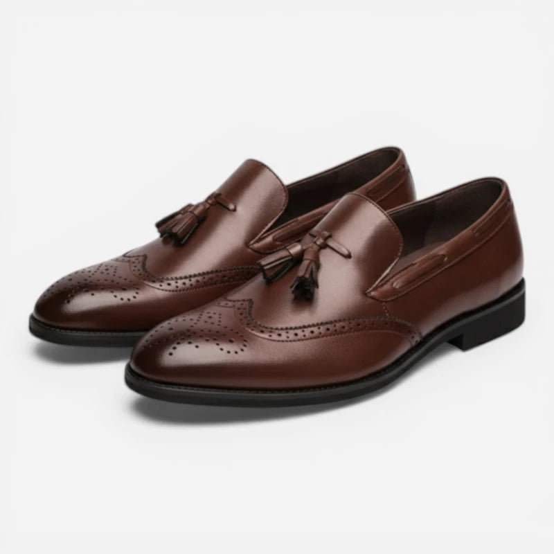 Mocassin En Cuir Vernis à Gland Marron Foncé Talon Homme