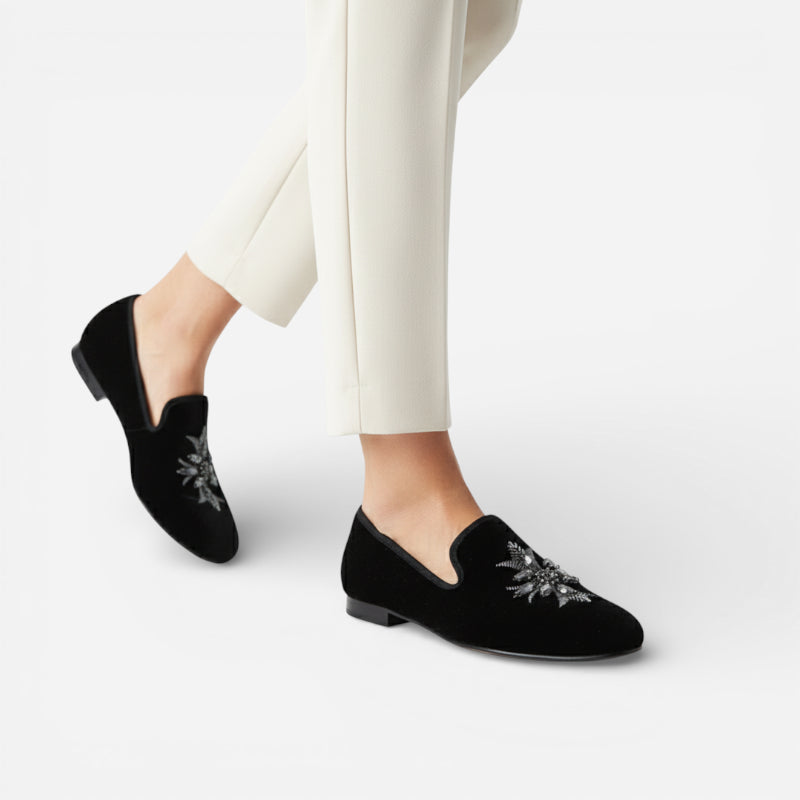 Mocassin Daim Noir Fleur Argenté Femme