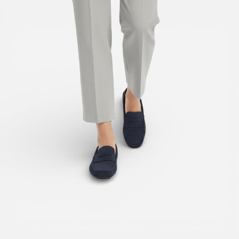 Mocassin En Daim Marine Pour Femme