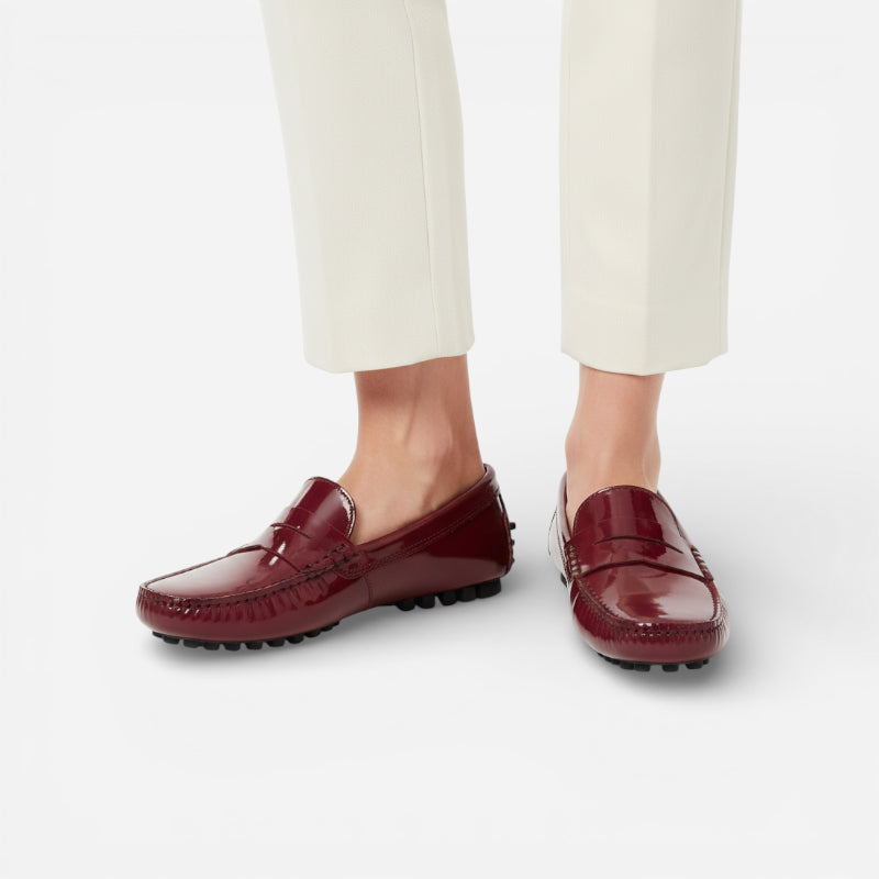 Mocassin En Cuir Bordeaux Vernis Pour Femme