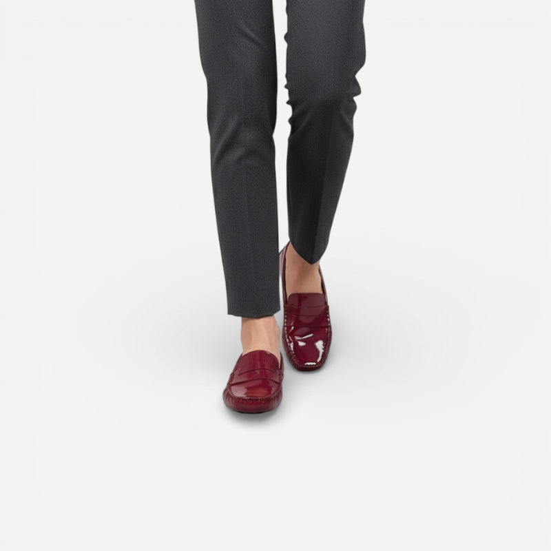 Mocassin En Cuir Bordeaux Vernis Pour Femme