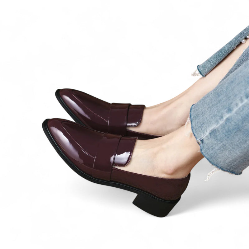 Mocassin En Cuir Bordeaux Vernis Brillant à Talon Femme