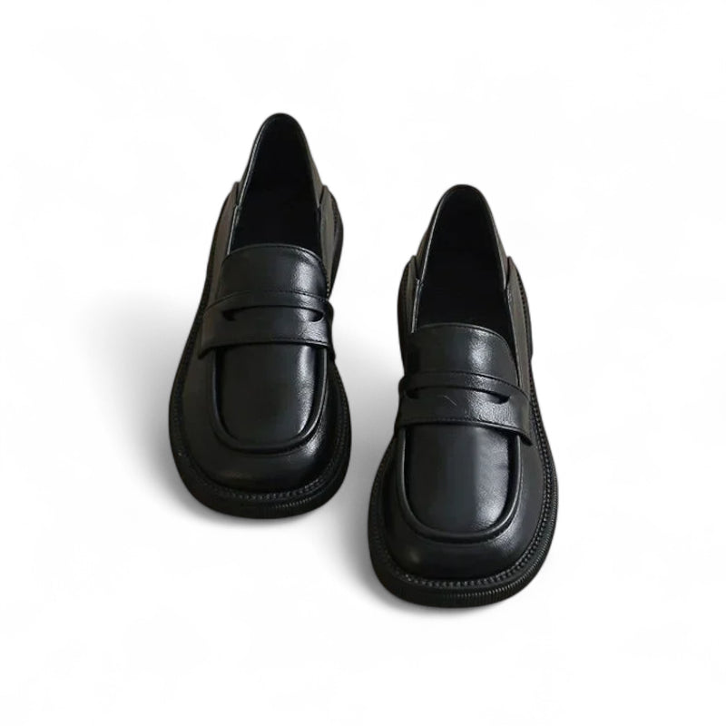 Mocassin En Cuir Vernis Noir Talon Pour Femme