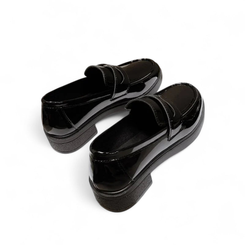 Mocassins à Talons En Cuir Verni Noir