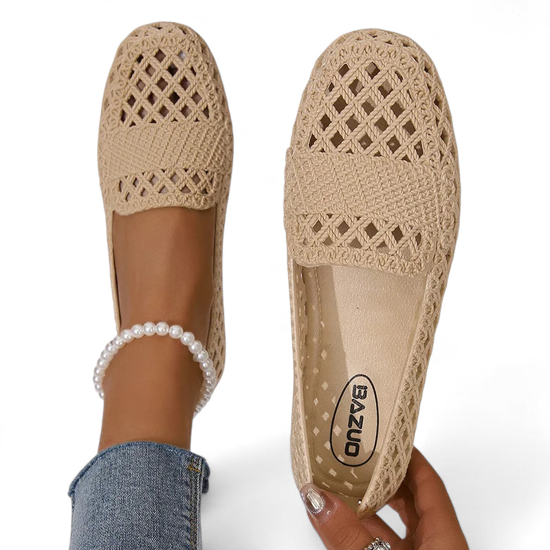 Mocassin Beige à Trou Femme
