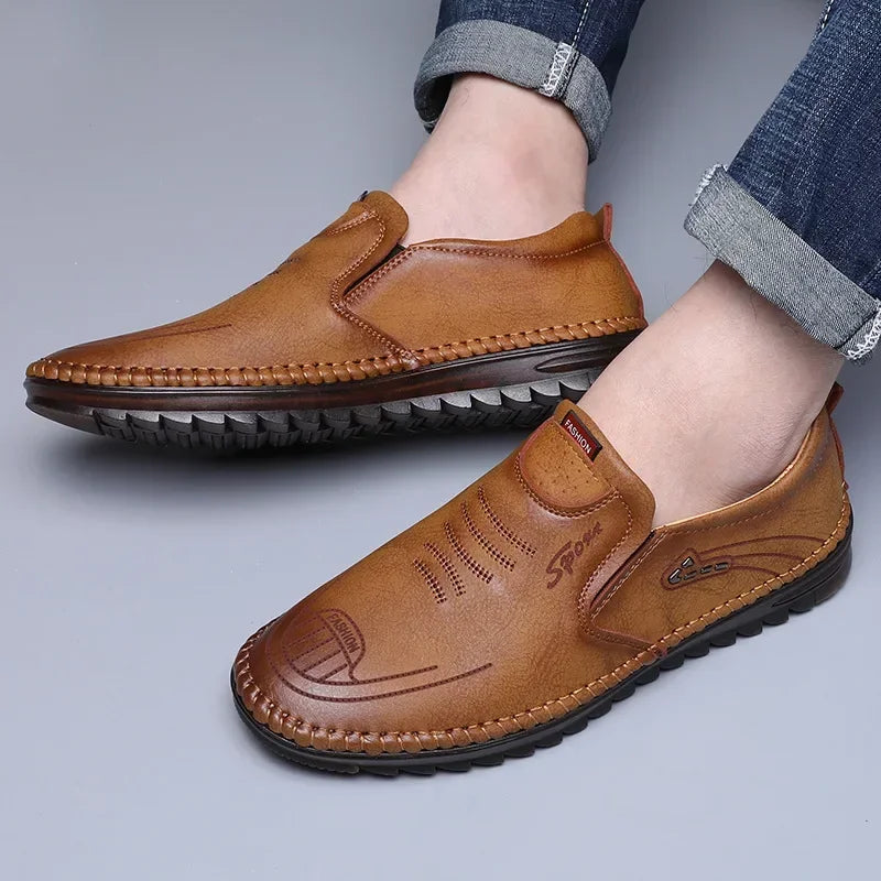 Mocassin En Cuir Marron Pour Homme à Motifs