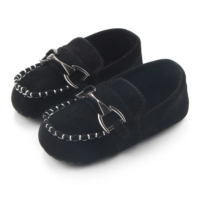 Mocassin Bébé En Daim Noir Chainette