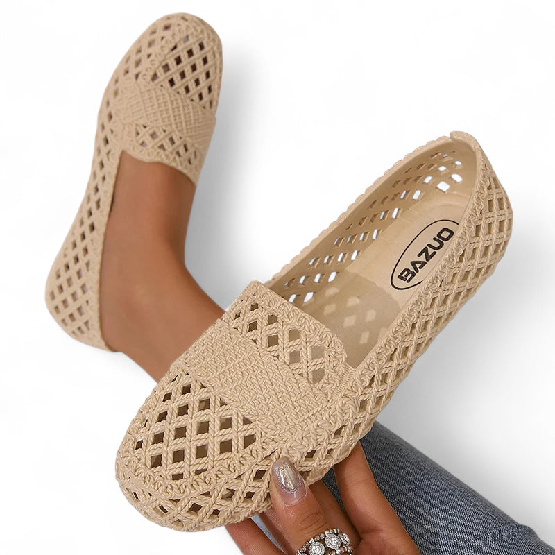 Mocassin Beige à Trou Femme