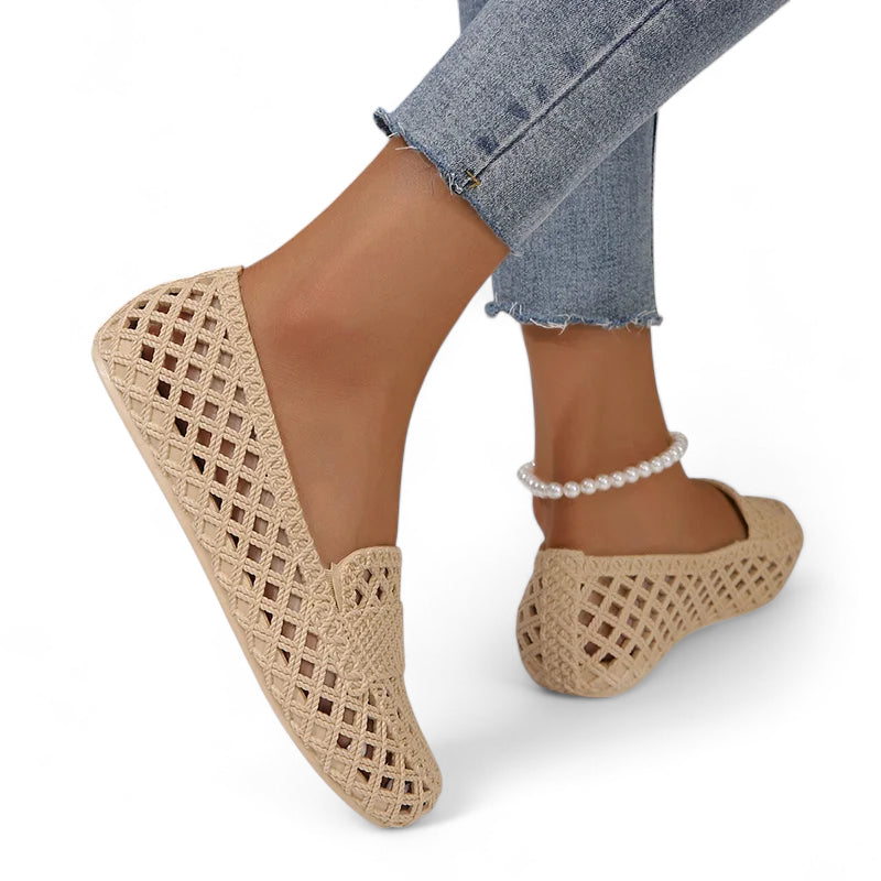 Mocassin Beige à Trou Femme