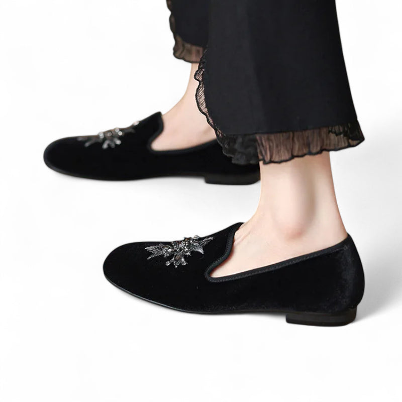 Mocassin Daim Noir Fleur Argenté Femme