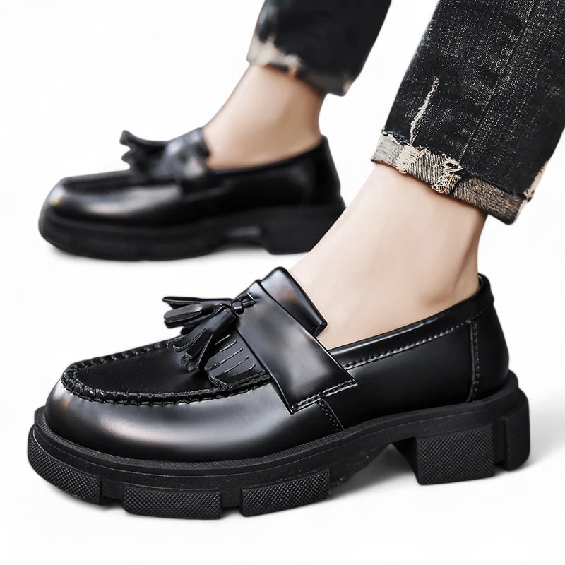 Mocassin Compensé En Cuir Noir à Gland Pour Homme