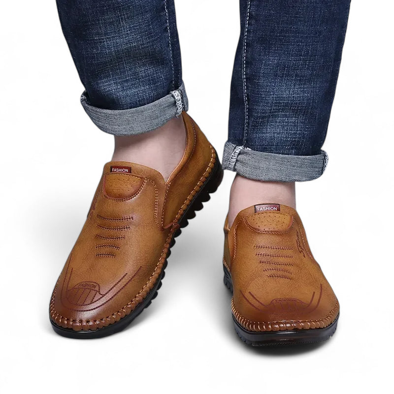 Mocassin En Cuir Marron Pour Homme à Motifs