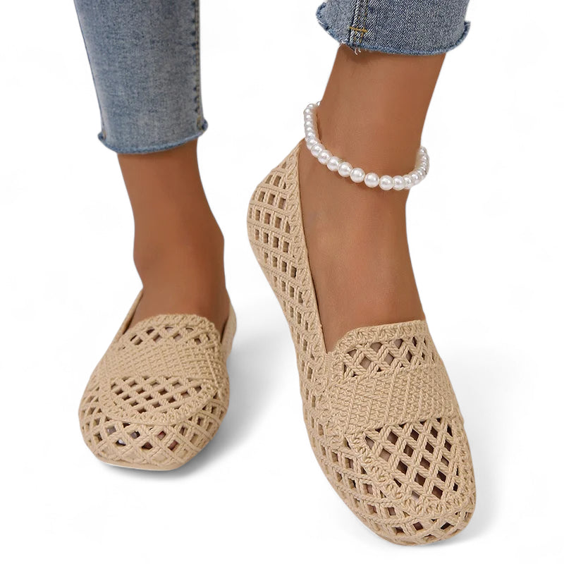 Mocassin Beige à Trou Femme