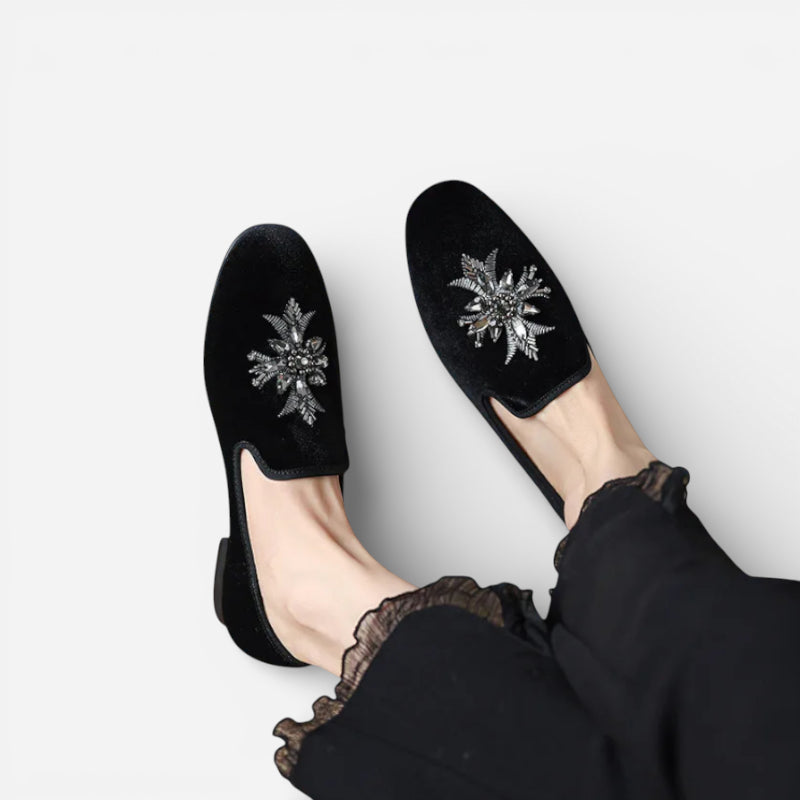 Mocassin Daim Noir Fleur Argenté Femme