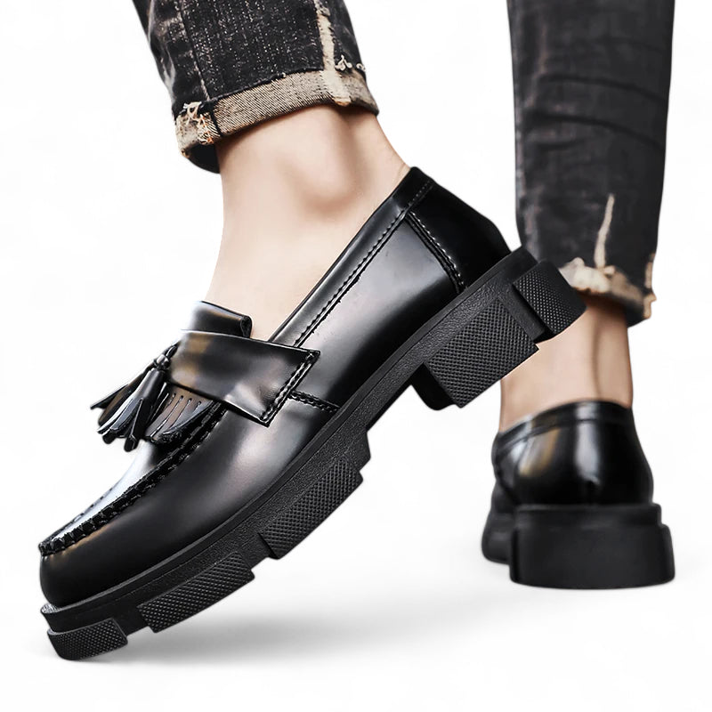 Mocassin Compensé En Cuir Noir à Gland Pour Homme