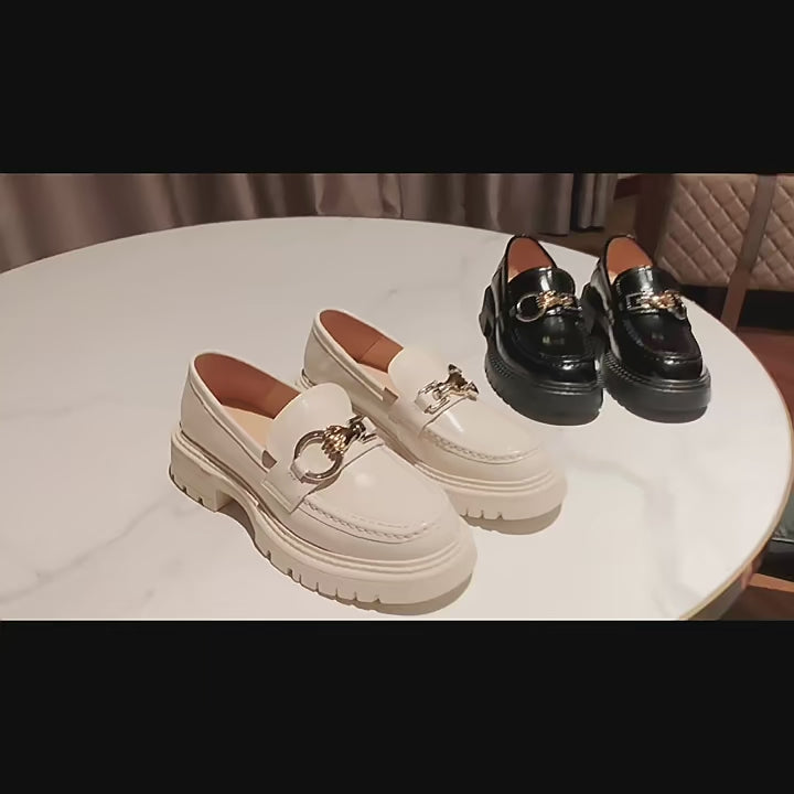 Mocassin En Cuir Noir Plateforme Vernis Brillant Chainette Femme